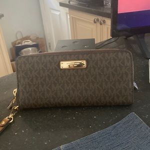 Womens Continental Wallet